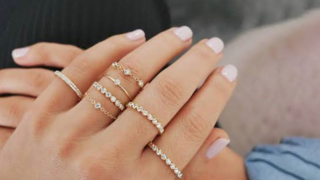 Best Meanings of Wearing Rings on Different Types of Fingers